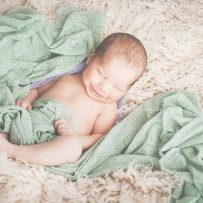 Traumhafte Babybauchfotos in Esslingen und Neugeborenenfotos in Göppingen