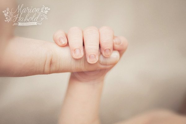 19-Babybauchfotos_und_Neugeborenenfotos_Esslingen