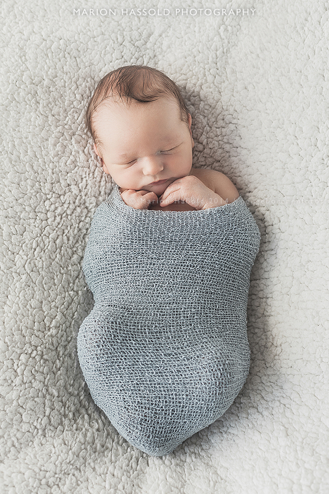 01-Babybauchfotos_und_Neugeborenenfotos_Esslingen