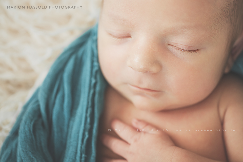 12-Babybauchfotos_und_Neugeborenenfotos_Esslingen