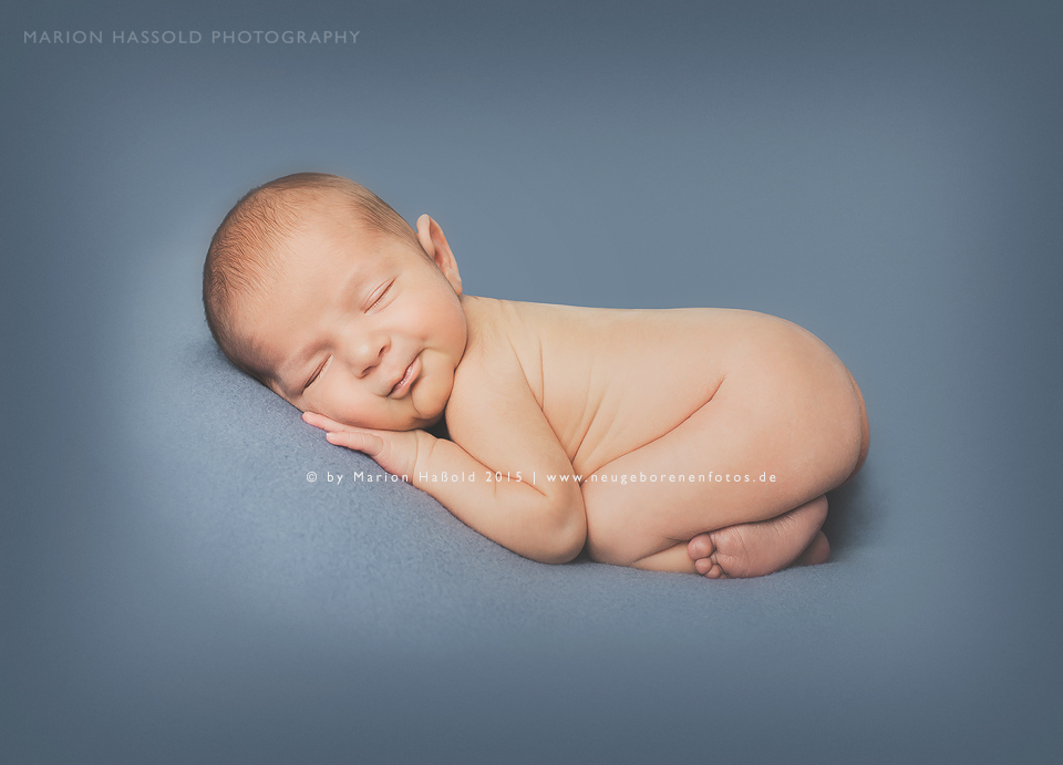 15-Babybauchfotos_und_Neugeborenenfotos_Esslingen
