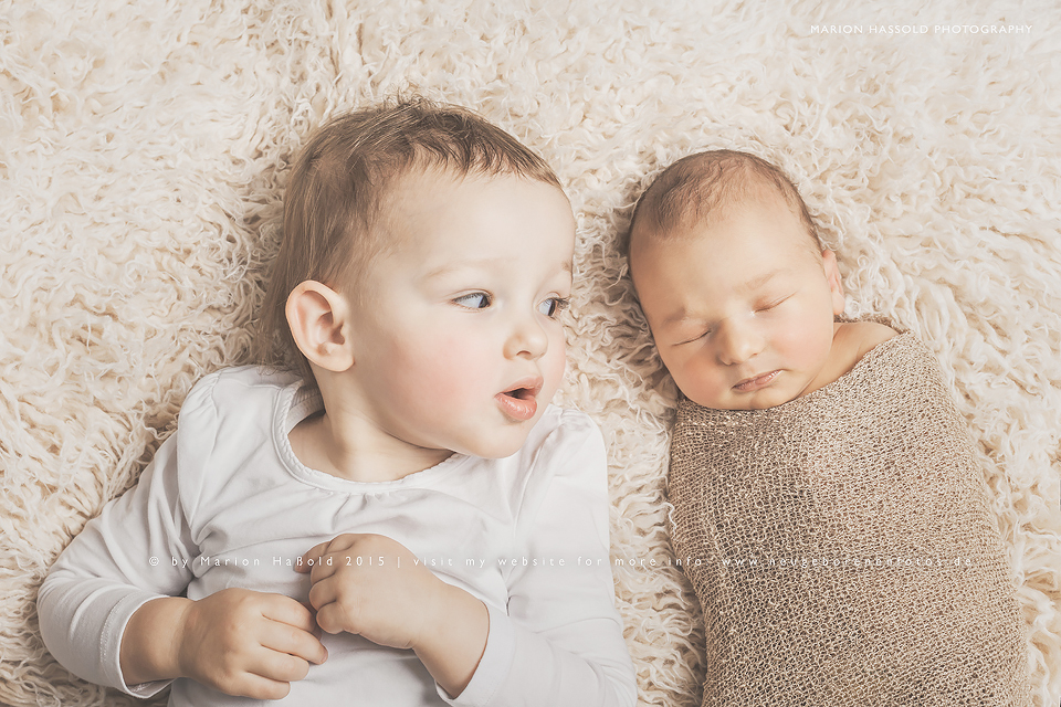 27-Babybauchfotos_und_Neugeborenenfotos_Esslingen