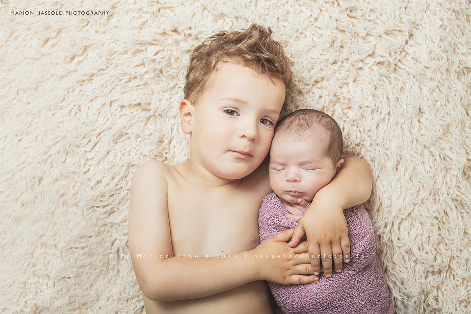 Newborn Home-Fotoshooting mit 9 Tage altem Babygirl