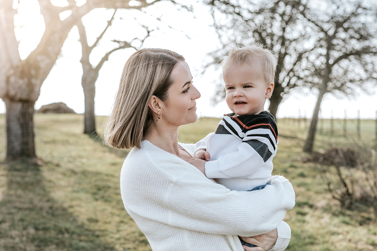 Verträumte Familienfotos im Freien 51 svg%3E